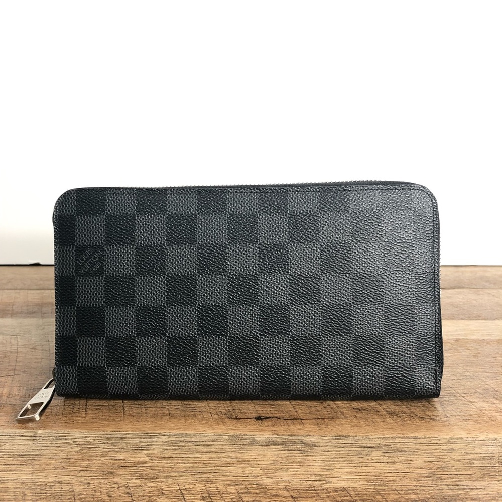❌SOLD❌ LOUIS VUITTON DAMIER GRAPHITE ZIPPY ORGANIZER